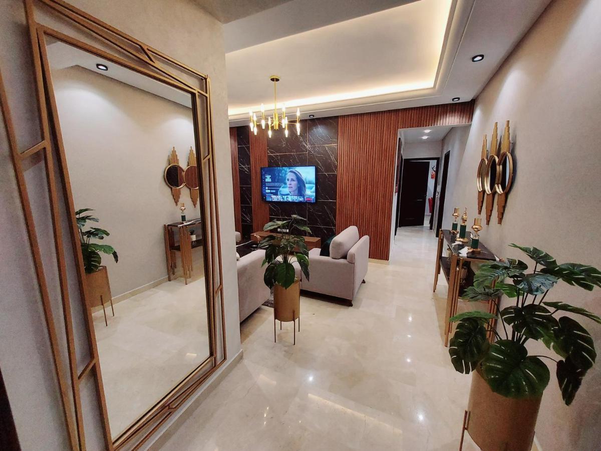 Modern Apartment Opposite The Hassan2 Mosque, Very Well Equipped And Stylish, 85 M2 With Gym And Direct Sea View With Underground Garage , Prohibits Unmarried Couples Of Arab Origin Casablanca Ngoại thất bức ảnh
