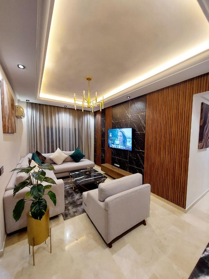 Modern Apartment Opposite The Hassan2 Mosque, Very Well Equipped And Stylish, 85 M2 With Gym And Direct Sea View With Underground Garage , Prohibits Unmarried Couples Of Arab Origin Casablanca Ngoại thất bức ảnh